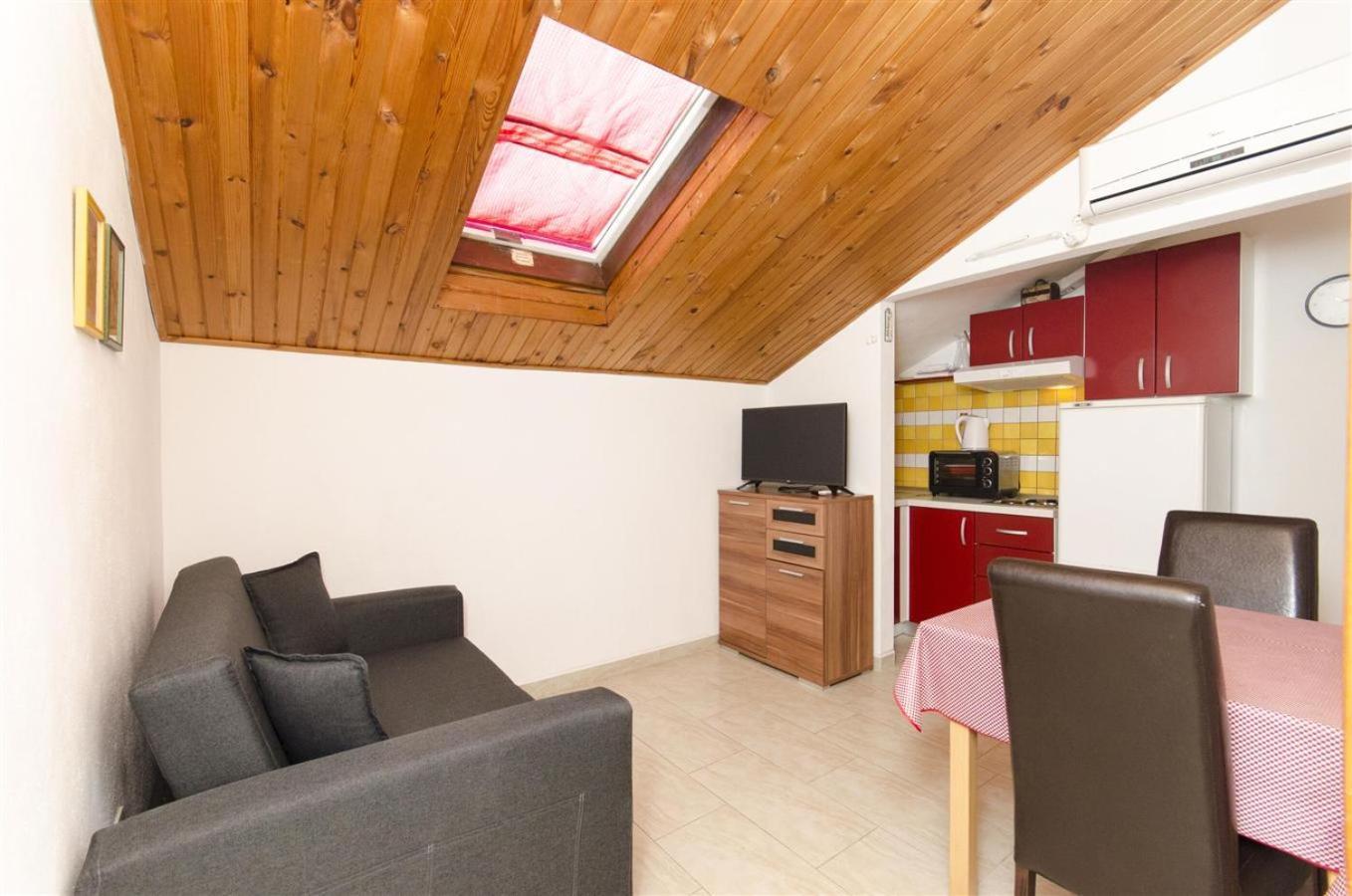 Apartmani Banic Postira Kültér fotó